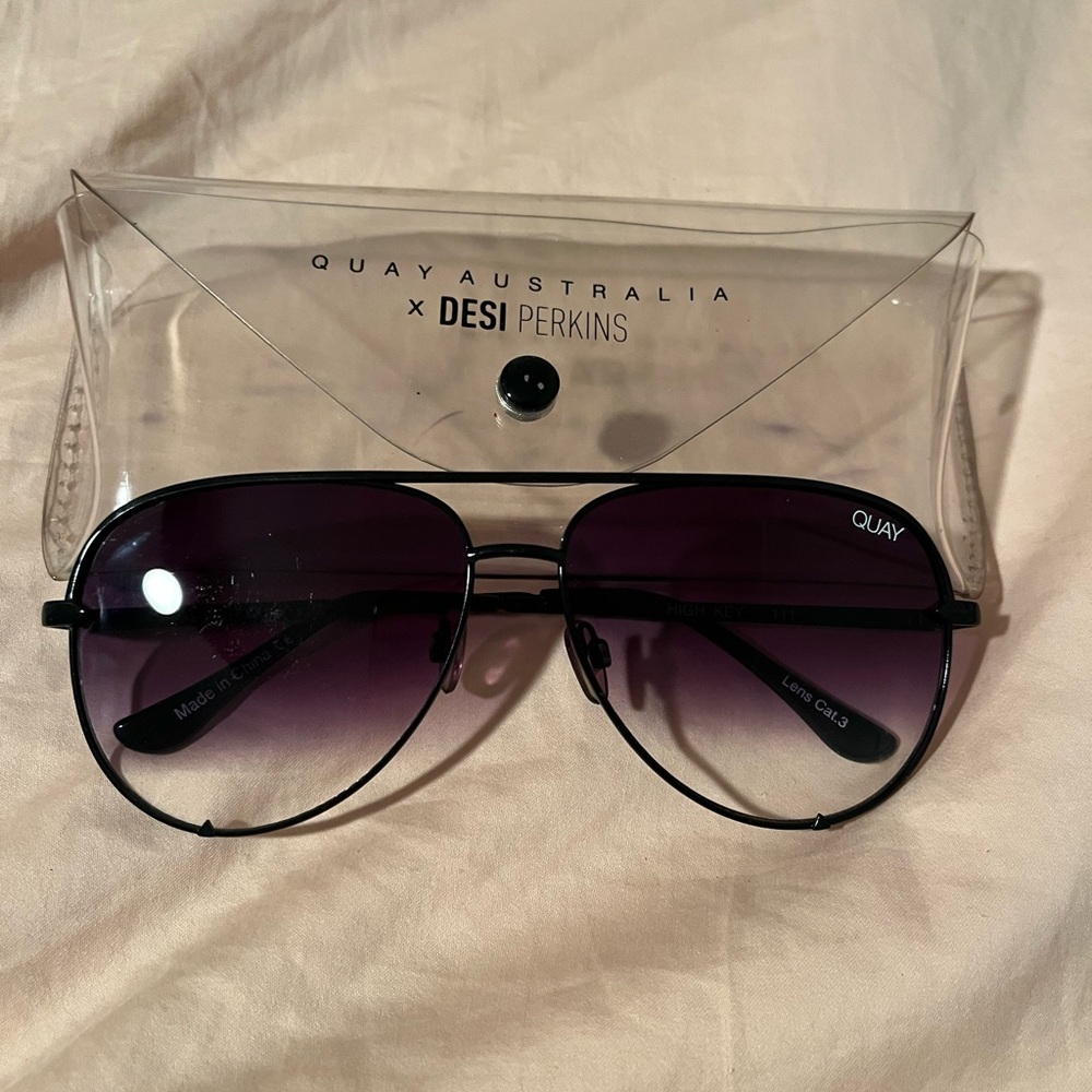 QUAY AUSTRALIA x Desi Perkins High Key in Black Smoke Gradient Sunglasses